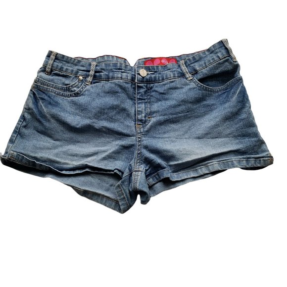 GLO JEANS Med Wash Denim 2 in Jean Shorts Flap Pockets Stretch Juniors Size 13 - Picture 1 of 6